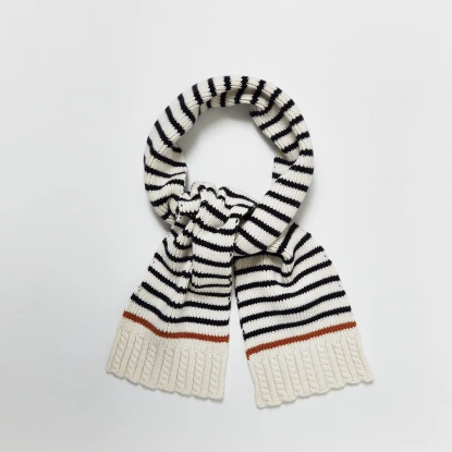 Echarpe rayée