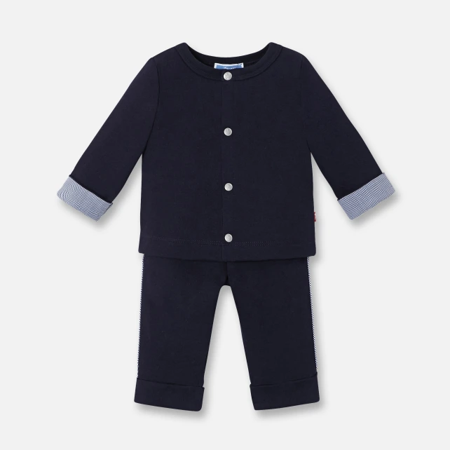 Ensemble bleu marine