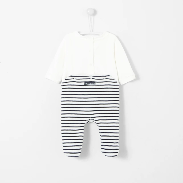 Dors-bien bébé garçon