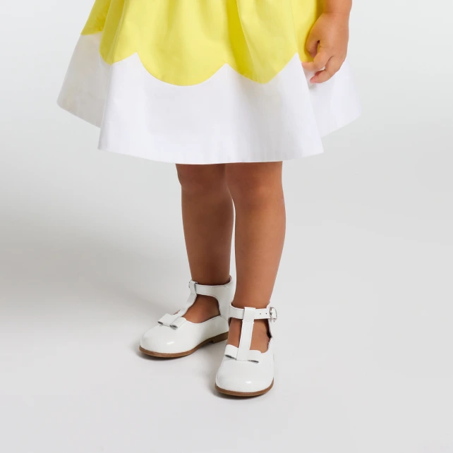 Salomés bébé fille premiers pas