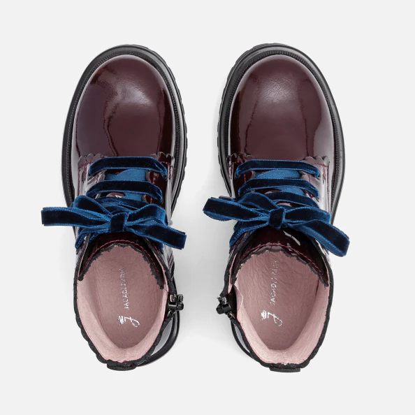 Boots en cuir verni enfant fille